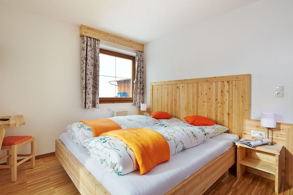 Apartmán Am Sonnhof Längenfeld Pokoj fotografie