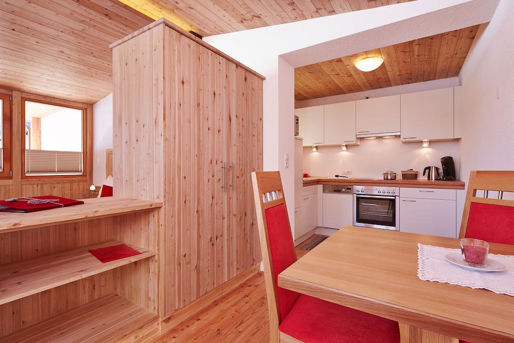 Apartmán Am Sonnhof Längenfeld Pokoj fotografie