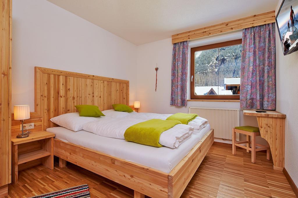 Apartmán Am Sonnhof Längenfeld Pokoj fotografie